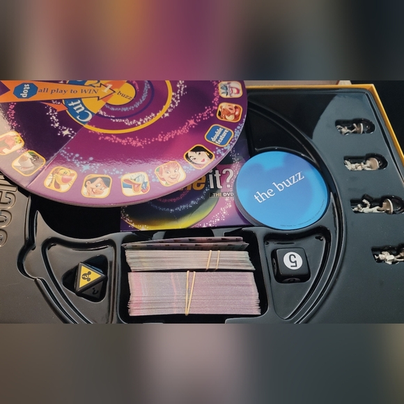 Disney Scene it? DVD Board Game Family Trivia Game - Picture 5 of 7